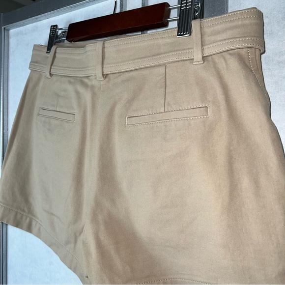 Ann Taylor 4P Women’s Khaki Marina Short - Picture 10 of 11